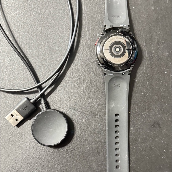 Samsung Galaxy Watch 4 Classic 40 LTE Black - Picture 16 of 16